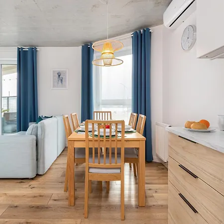 Lux Family Nadmorskie Tarasy By Renters Apartmán Gdyně