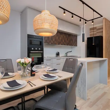 Lux Family Nadmorskie Tarasy By Renters Gdyně