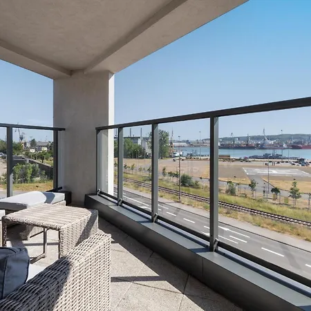 Lux Family Nadmorskie Tarasy By Renters Gdynia